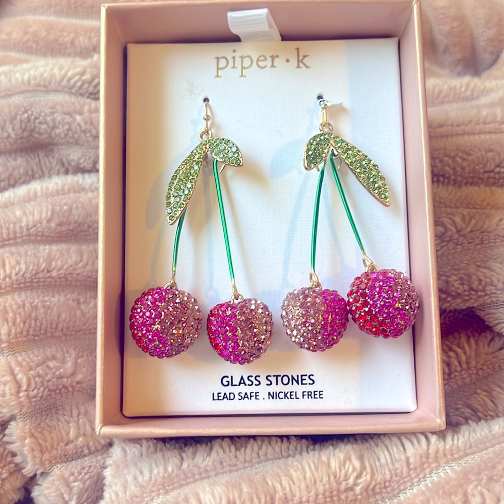 piper k Glass Stone Earrings